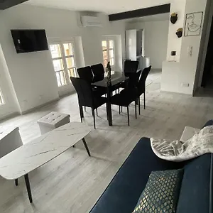 Appartement Babiloc Moderne A, Riez